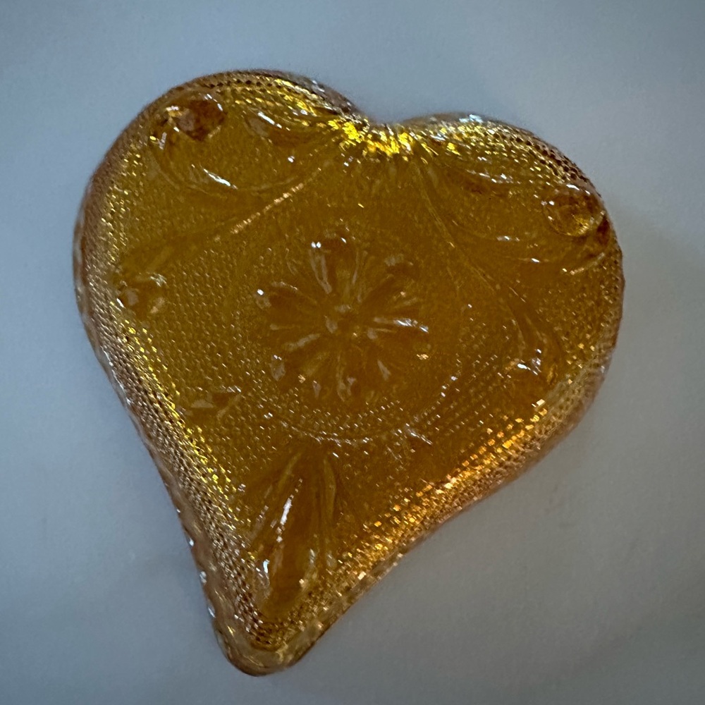Vintage Indiana Glass Tiara Amber Trinket Candy Dish Heart. Set of 4